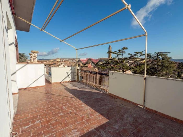 Casa con 6 locali in vendita in Centro, Pomarance
