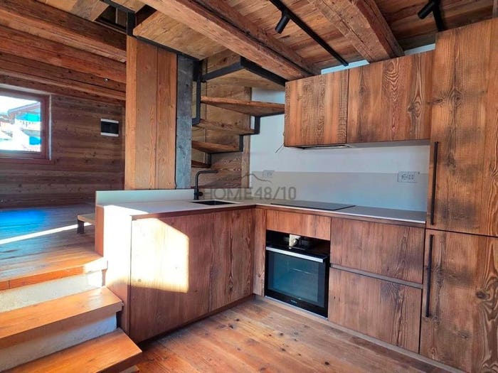 Appartamento trilocale in vendita in Via Passerin D'Entreves, Centro, Courmayeur