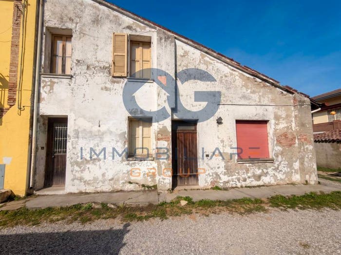 Casa con 6 locali in vendita in Via per Pilastri, Centro, Bondeno