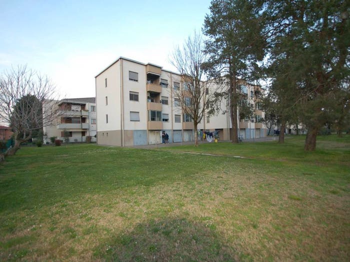 Appartamento trilocale in vendita in Via Mario Tomba, Corcagnano, Parma