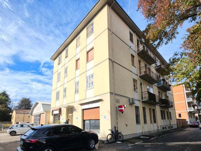 Appartamento quadrilocale in vendita in Via Naviglio, Via Pomposa, Ferrara