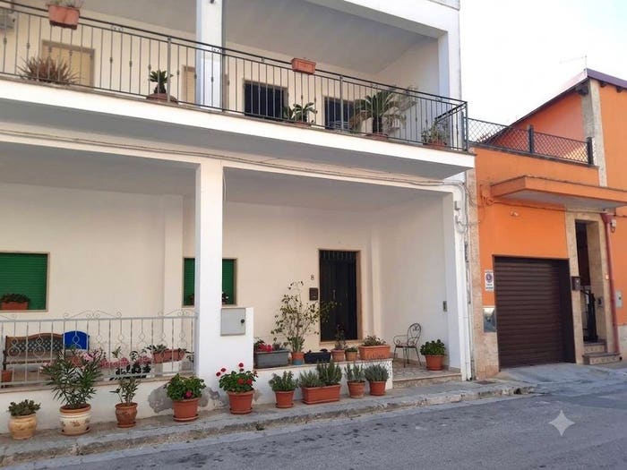 Appartamento quadrilocale in vendita in Via Giovanni Battista Morgagni, Oria