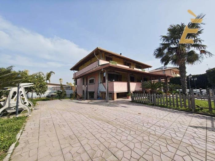 Appartamento quadrilocale in vendita in via vicinale recapito, Licola Paese, Giugliano in Campania
