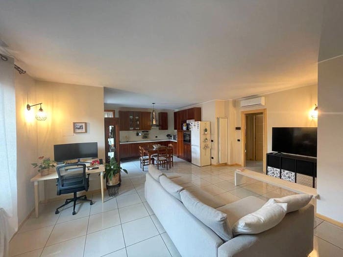 Appartamento trilocale in vendita in Via dei Gelsi, Credaro