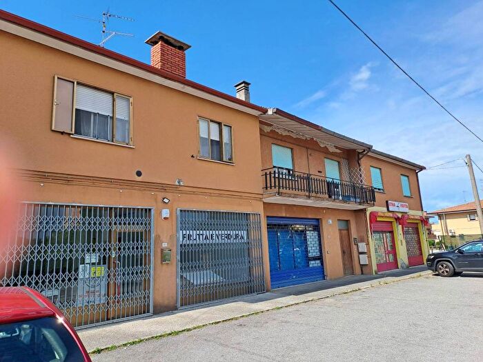 Casa bilocale in vendita in Via Nazionale, Papariano, Fiumicello Villa Vicentina