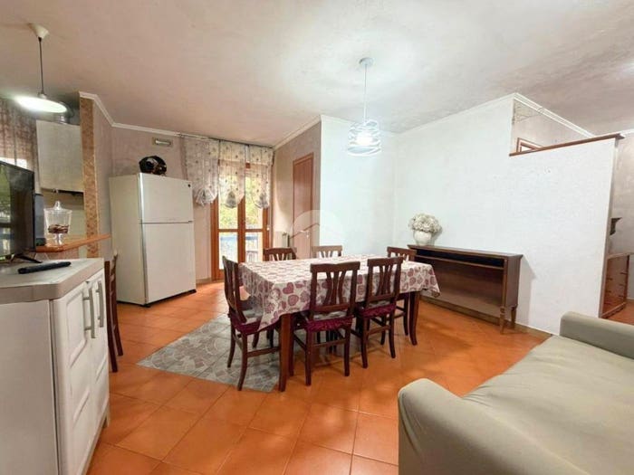 Appartamento quadrilocale in vendita in Via Donatello, Centro, Lucera