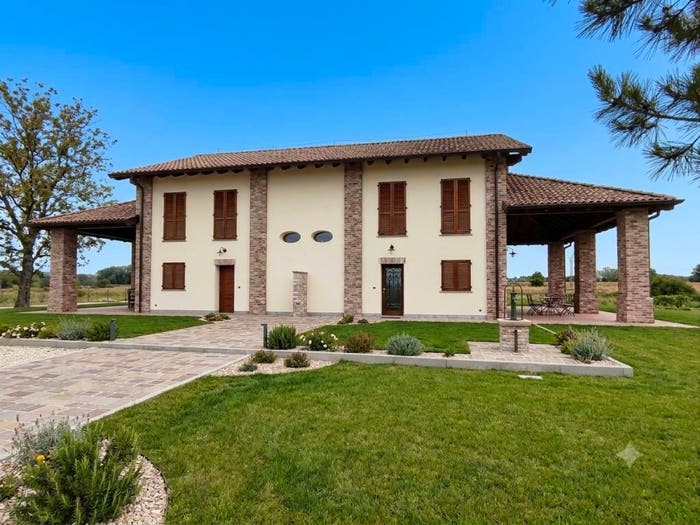 Casa quadrilocale in vendita in Strada Orlandi, Travacò Siccomario