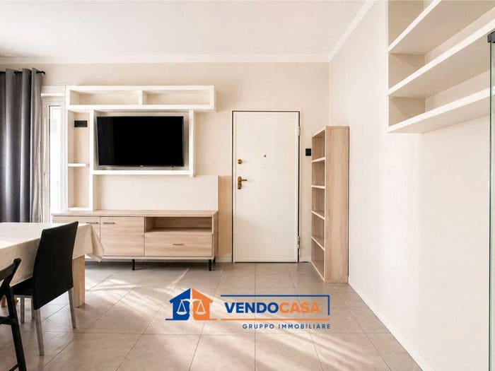 Appartamento trilocale in vendita in Via Sant'Agata, Porto Maurizio, Imperia