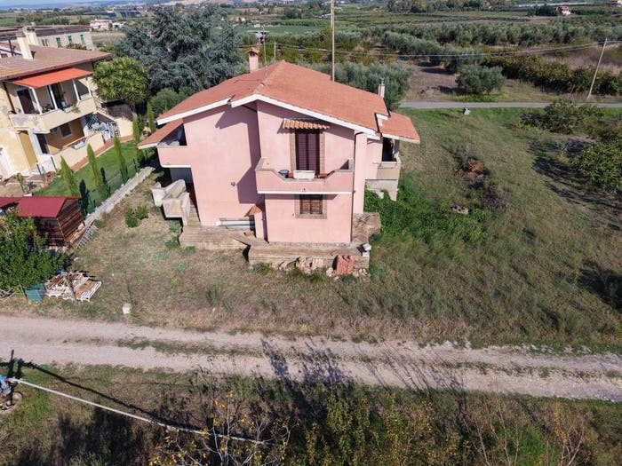 Casa con 6 locali in vendita in Via Fosso della Cerqueta, Sasso Furbara, Cerveteri
