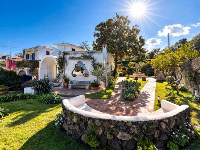 Casa con 6 locali in vendita in Centro, Ischia