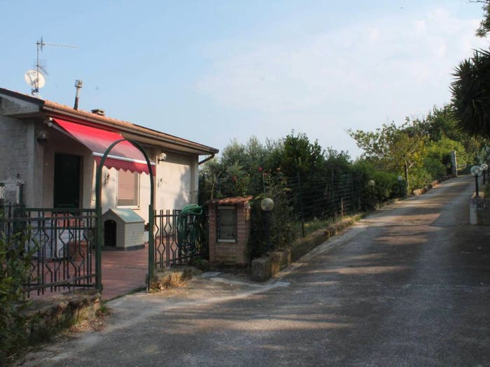Casa bilocale in vendita in Contrada Valle Cecchina, Monsampolo del Tronto