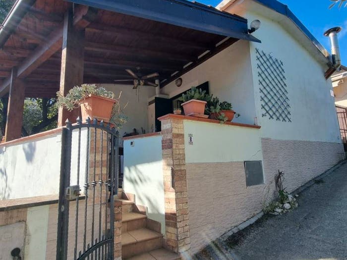 Casa trilocale in vendita in Via Valle, Centro, Alatri
