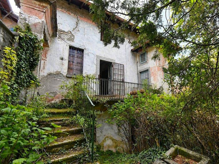 Appartamento con 6 locali in vendita in Via Piana, Lemna, Faggeto Lario