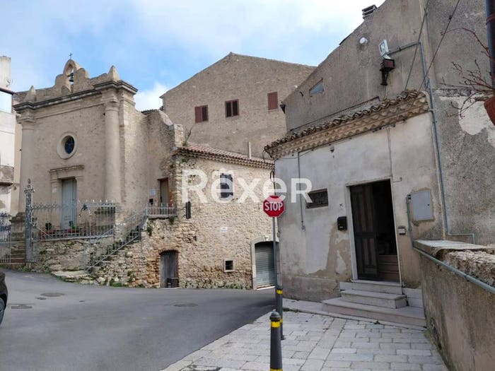 Appartamento con 5 locali in vendita in Via Vittorio Emanuele II, Acerenza