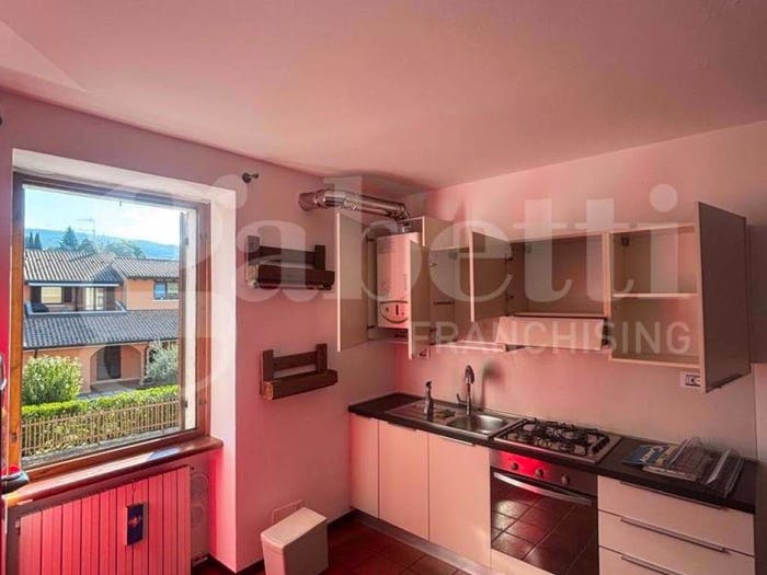 Appartamento bilocale in affitto in Via delle Mimose, Arbizzanosanta Maria, Negrar di Valpolicella
