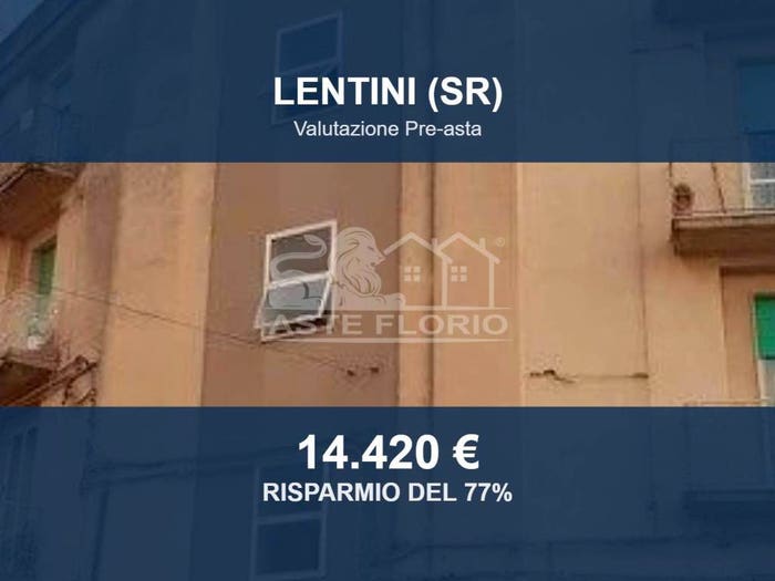 Appartamento con 6 locali in vendita in Via Berenice, Lentini