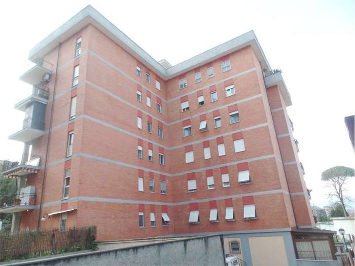 Appartamento quadrilocale in vendita in Viale Mazzini, Centro, Frosinone