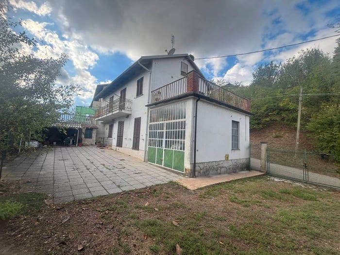 Casa quadrilocale in vendita in Via San Grato, Rinco Castelcebro, Montiglio Monferrato