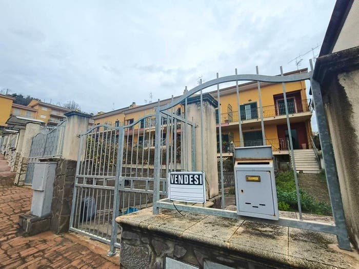 Casa con 6 locali in vendita in Via Antonio Manganelli, Mater Domini Cavita, Catanzaro