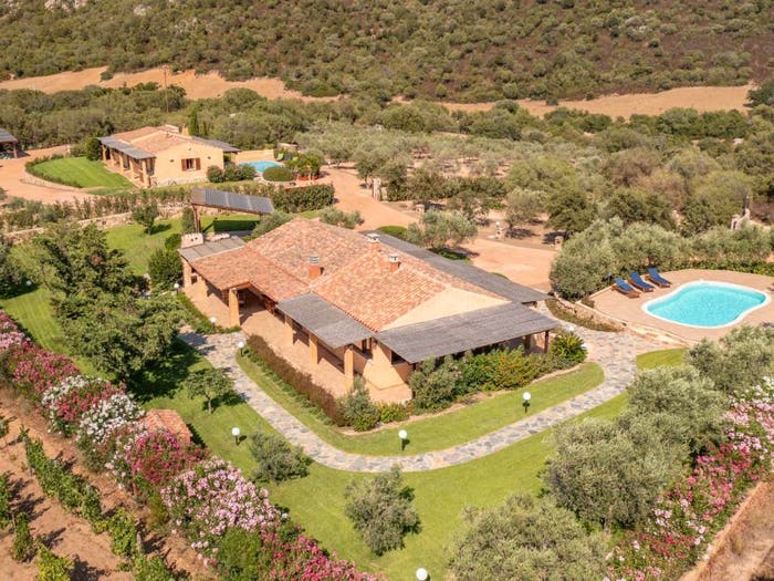Casa con 5 locali in vendita in San Giovanni Sole Ruiu, Olbia