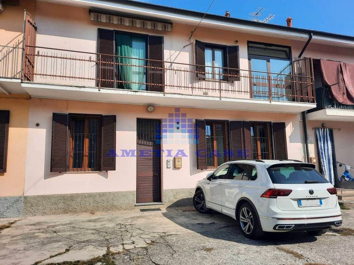 Casa con 5 locali in vendita in Via Sant'Antonio, Ronco Briantino