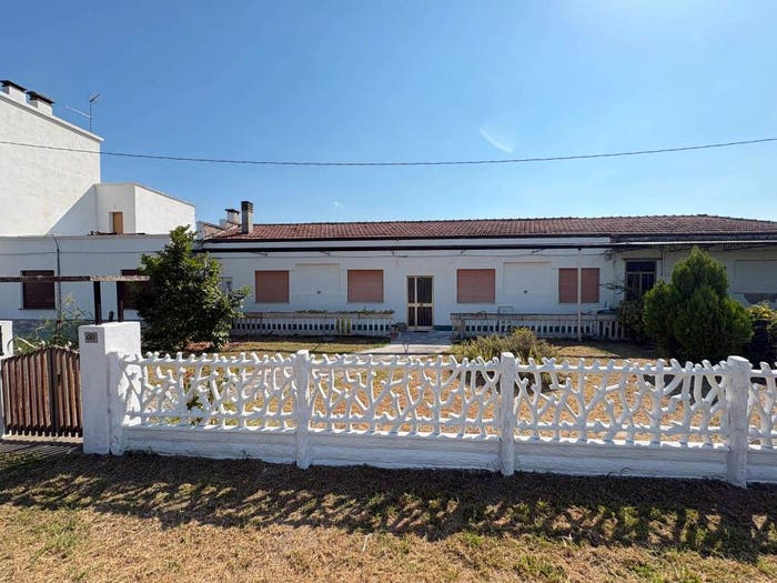 Casa con 6 locali in vendita in Via Fratelli Rosselli, Centro, Badia Polesine