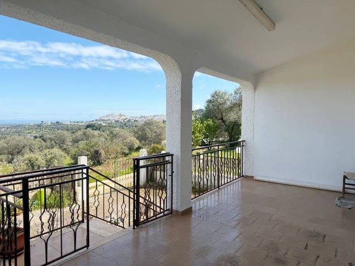 Casa quadrilocale in vendita in Via Verona Contrada Scopinaro, Tamburroni Grottone Rosara, Ostuni