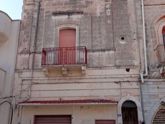 Appartamento trilocale in vendita in Via Taranto, Centro, Pulsano