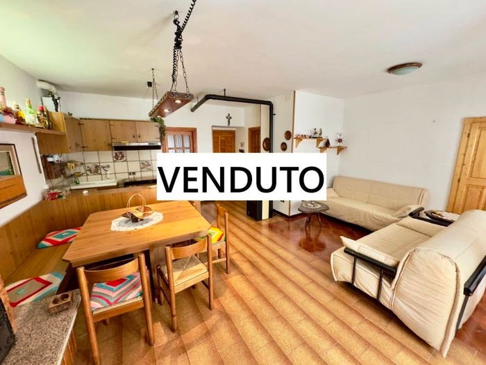 Appartamento bilocale in vendita in via garibaldi, Centro, Margno