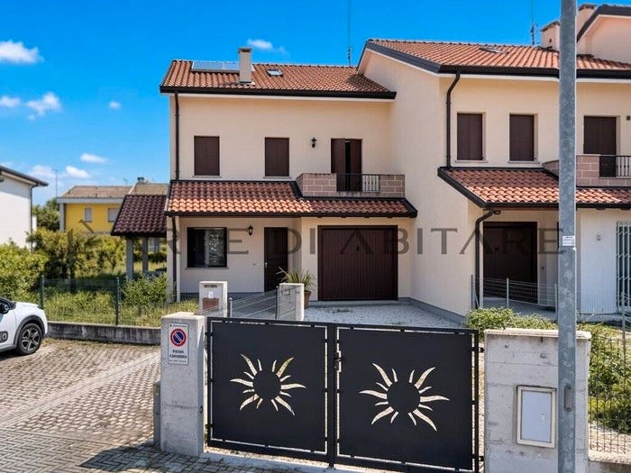 Casa con 6 locali in vendita in Via Vasco De Gama, Cortellazzo, Jesolo