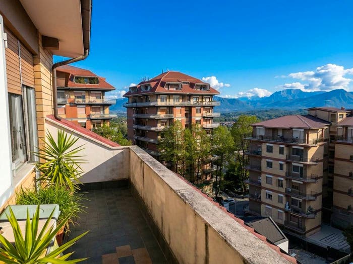 Casa con 6 locali in vendita in Via Cosenza, America Latina, Frosinone