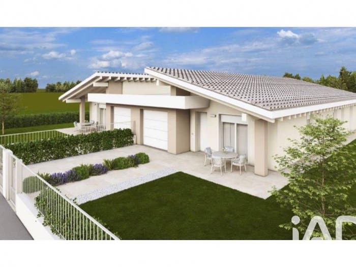 Casa con 5 locali in vendita in Via ARNO, Asola