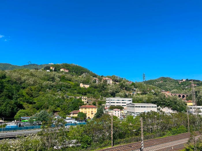 Appartamento bilocale in vendita in Via Giuseppe Gallesi, Pontedecimo, Genova