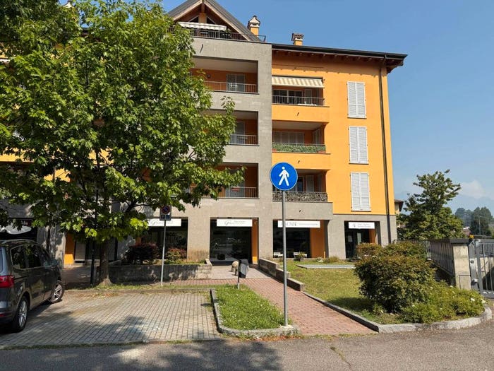 Appartamento bilocale in vendita in Via Papa Giovanni XXIII, Centro, Oggiono