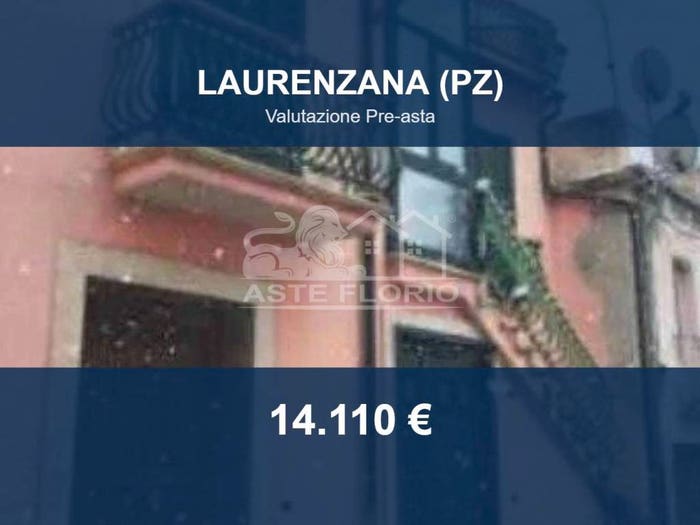 Appartamento con 5 locali in vendita in Largo Carità, Laurenzana