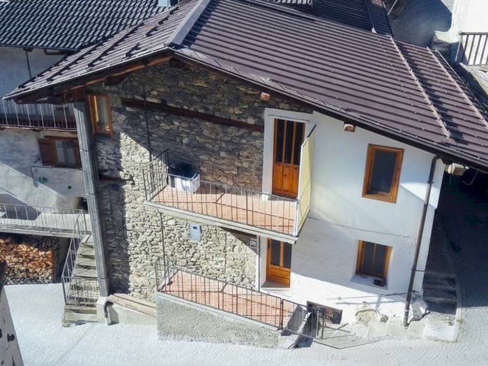 Casa quadrilocale in vendita in Via Capoluogo Snc, Centro, Canosio