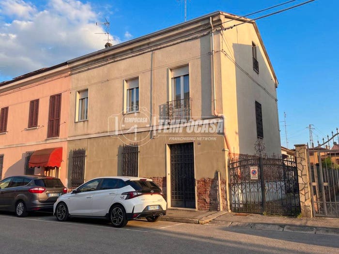 Casa con 5 locali in vendita in Centro, Bondeno