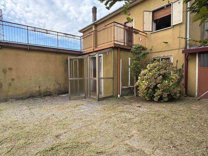 Casa quadrilocale in vendita in Via Giannino Ancillotto, Dosson, Casier