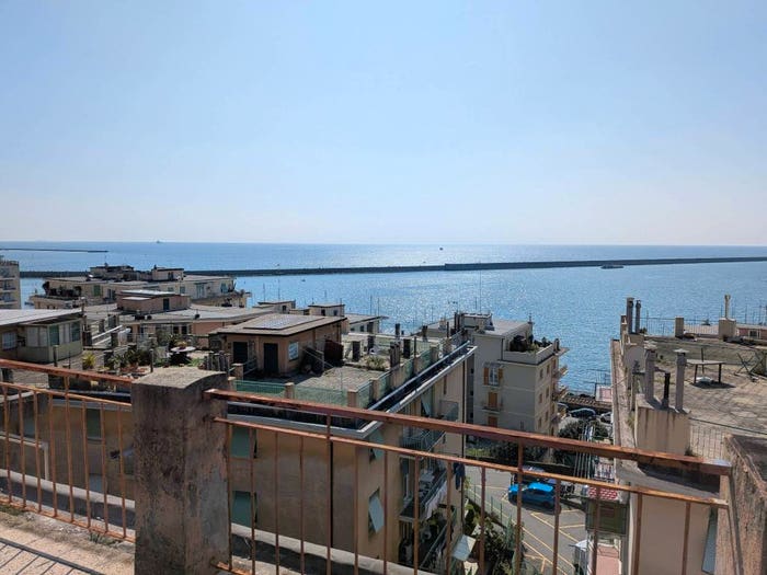 Appartamento bilocale in vendita in Via Antonio Gavino, Pegli, Genova