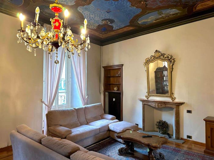 Appartamento quadrilocale in vendita in Via Giovanni Gentile, Centro, Gozzano
