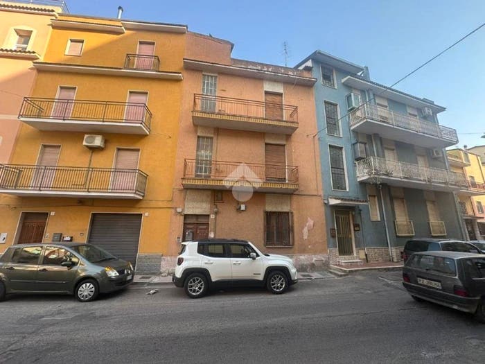 Casa con 6 locali in vendita in Via Ugo Foscolo, Trebisacce