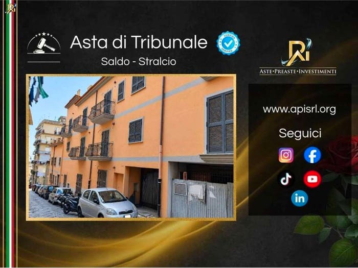 Casa con 6 locali in vendita in Salita capodimonte, San Carlo All'Arena Sanità, Napoli