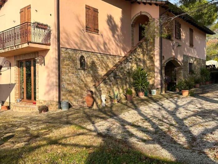 Casa con 6 locali in vendita in via Fonte Vena, Palazzo Petrignano, Assisi