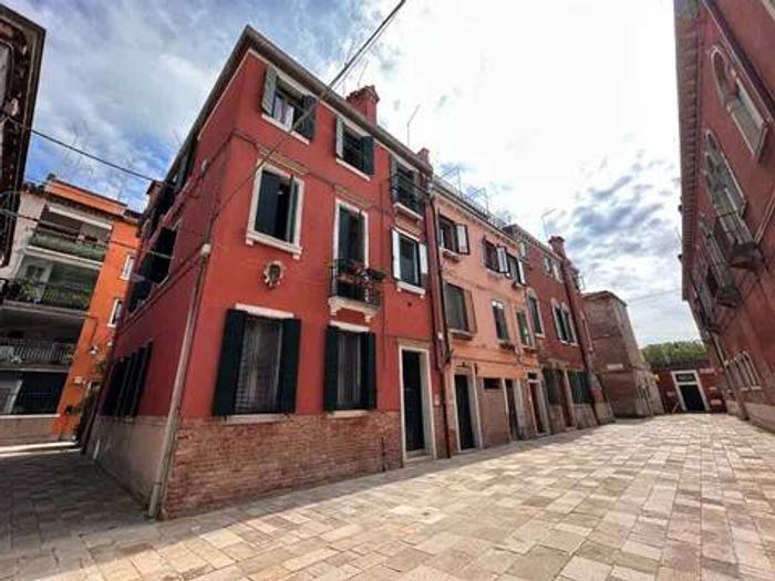 Appartamento trilocale in vendita in Via Giuseppe Garibaldi, Arsenale Giardini della Biennale, Venezia
