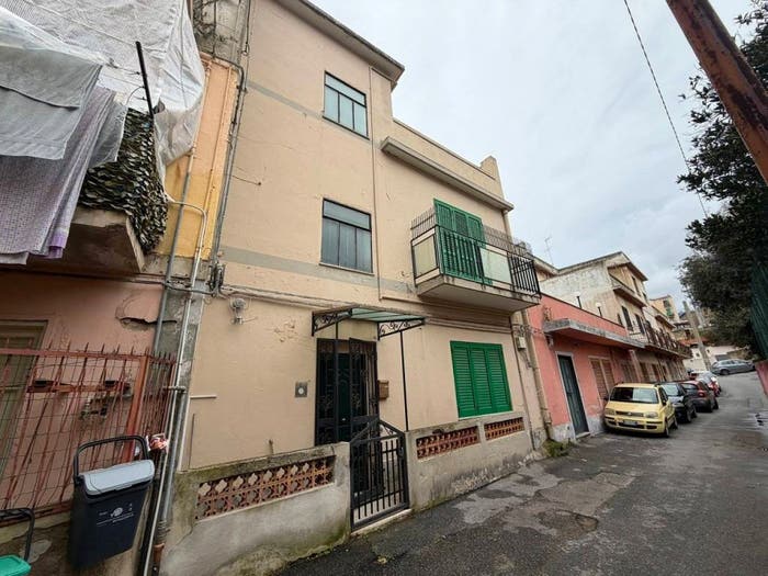 Casa quadrilocale in vendita in Via fermezza, Provinciale, Messina
