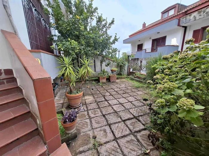 Casa con 6 locali in vendita in Via Fioravante Quaranta, Antessano, Baronissi