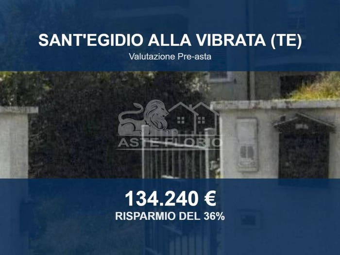 Casa con 6 locali in vendita in Via Pietro Nenni, Centro, Sant'Egidio alla Vibrata