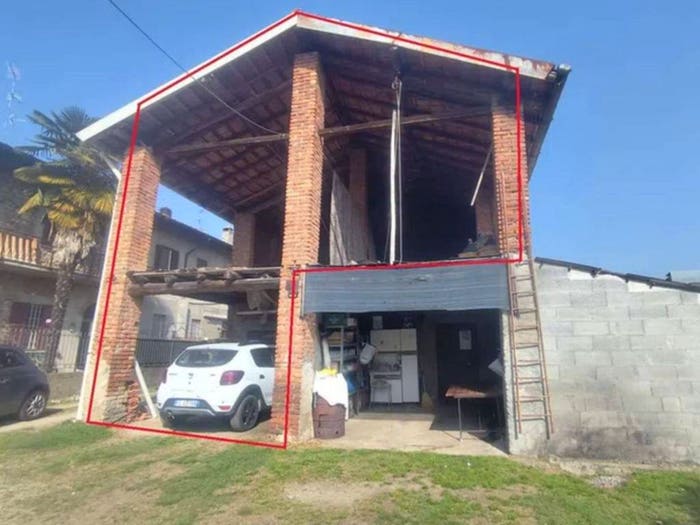 Casa quadrilocale in vendita in Via Breviolo, Montano, Montano Lucino