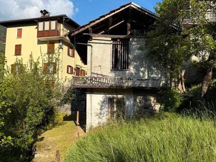 Casa quadrilocale in vendita in Località Battistoti, Centro, Canal San Bovo