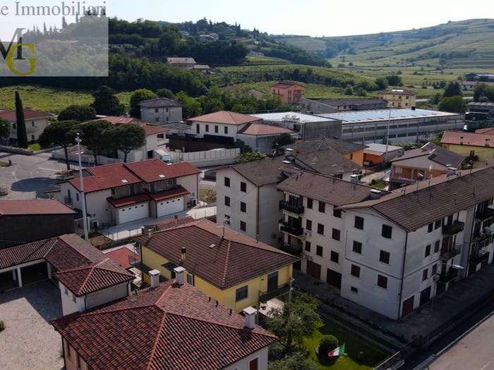 Casa quadrilocale in vendita in via tamagni, Centro, Monteforte d'Alpone